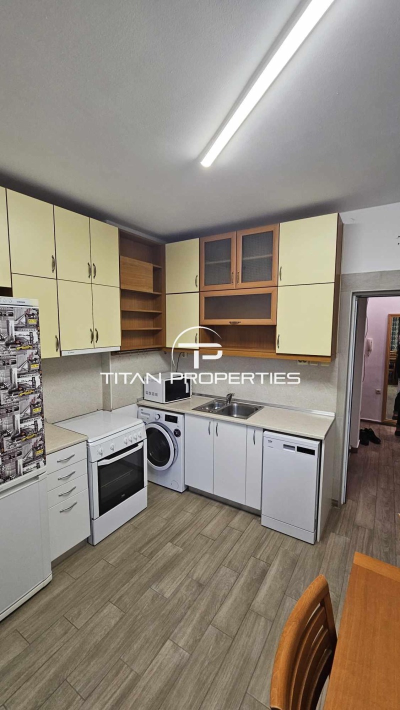 Te huur  2 slaapkamers Varna , Tsentar , 70 m² | 48712049 - afbeelding [2]