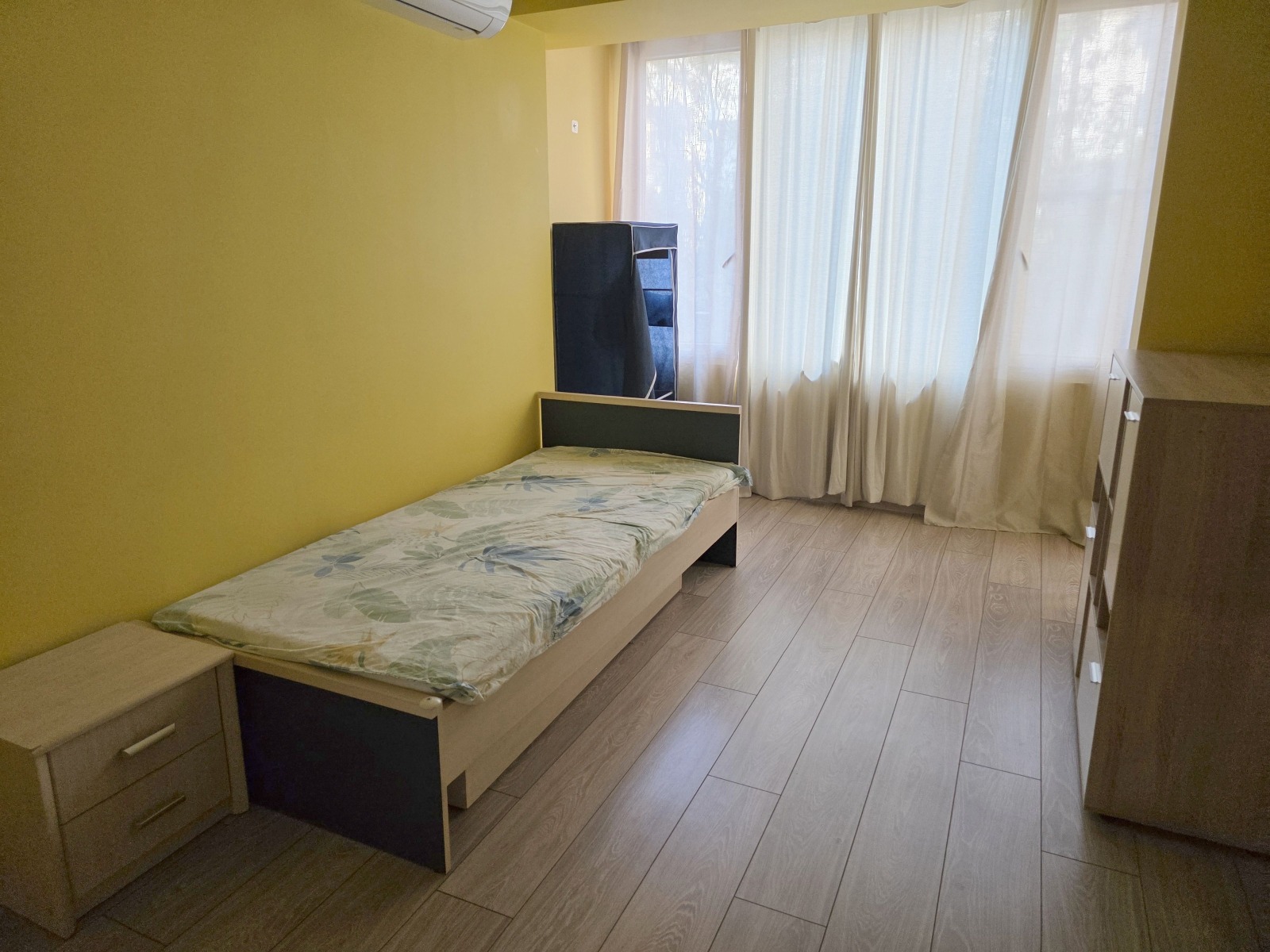 Дава под наем 3-СТАЕН, гр. София, Лозенец, снимка 9 - Апартаменти - 54211605