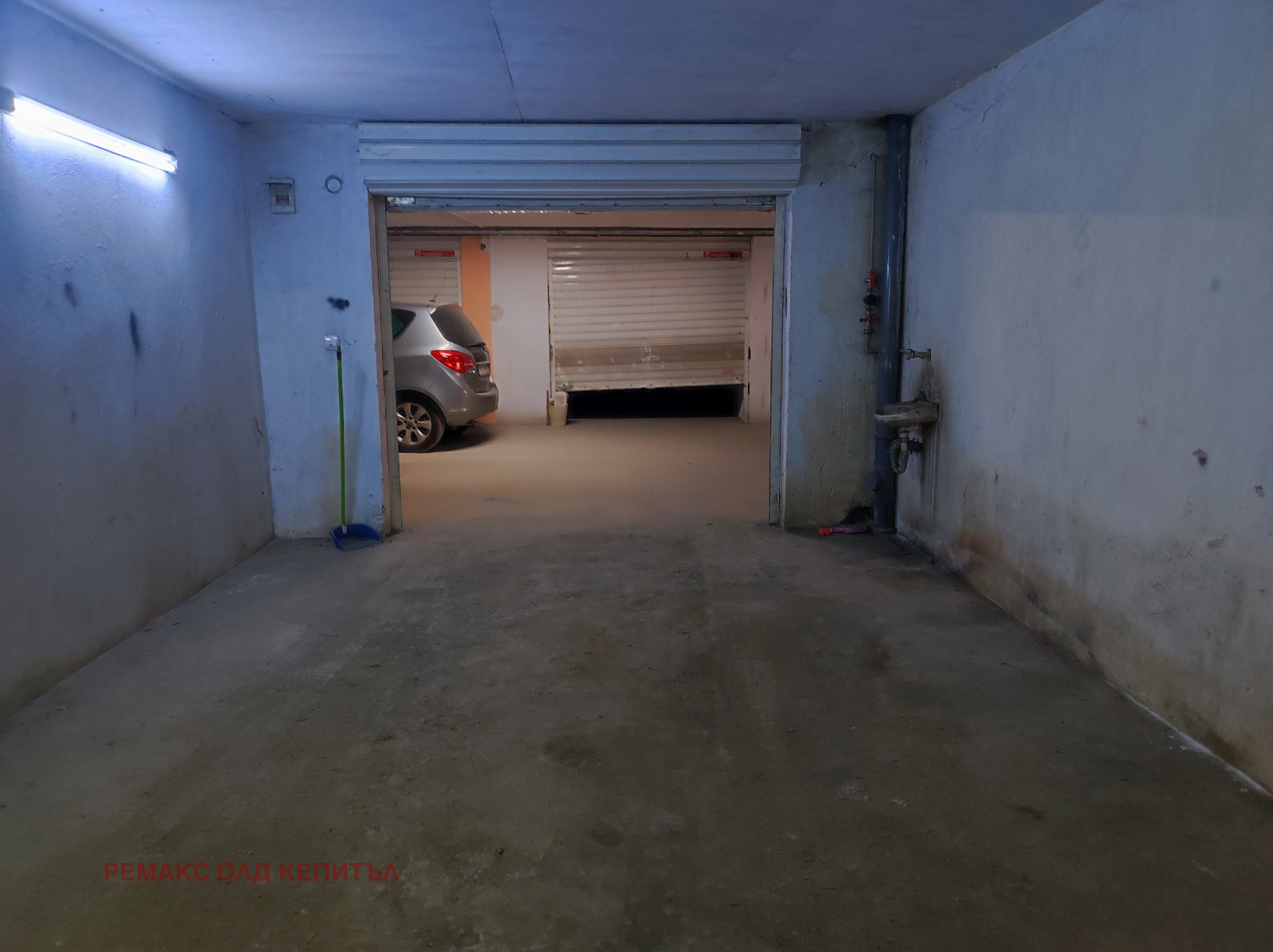 Дава под наем ГАРАЖ, ПАРКОМЯСТО, гр. Велико Търново, Център, снимка 2 - Гаражи и паркоместа - 53683584