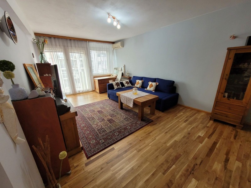 Te huur  1 slaapkamer Sofia , Oborishte , 65 m² | 21949930 - afbeelding [2]