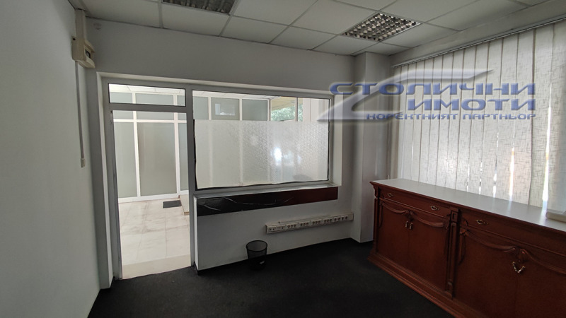 Da affittare  Ufficio Sofia , Tsentar , 40 mq | 23360934 - Immagine [3]