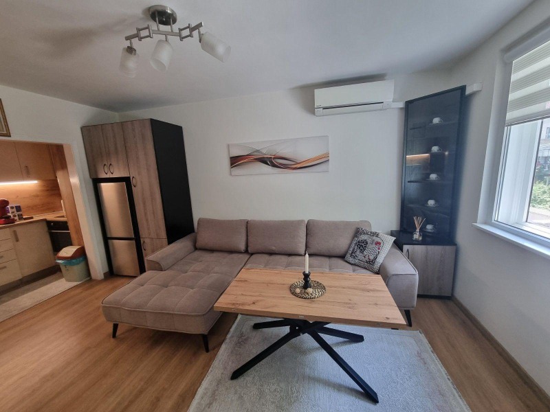 For Rent  1 bedroom Varna , Gratska mahala , 50 sq.m | 51819070