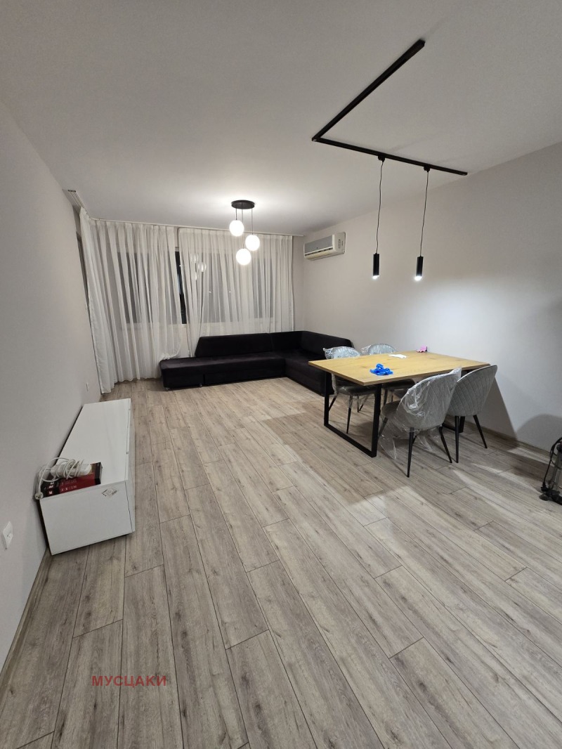 Дава под наем 2-СТАЕН, гр. София, Витоша