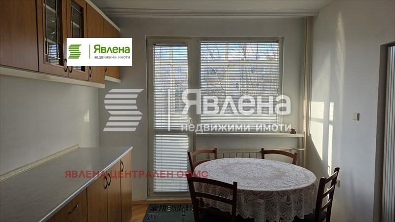 Дава под наем 3-СТАЕН, гр. София, Гоце Делчев, снимка 4 - Апартаменти - 54745139