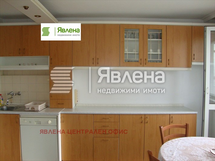 Дава под наем 3-СТАЕН, гр. София, Гоце Делчев, снимка 10 - Апартаменти - 54745139
