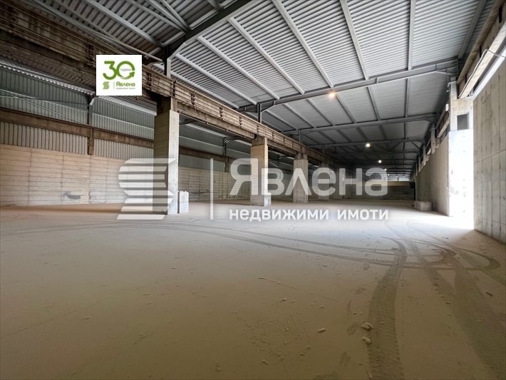 Дава под наем СКЛАД, гр. Варна, Промишлена зона Тополи, снимка 4 - Складове - 53967403