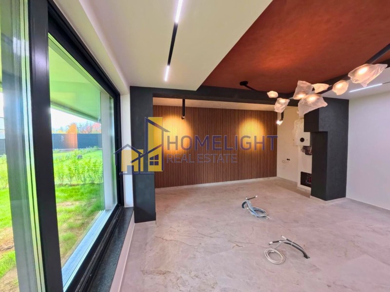 Дава под Наем ОФИС в град София, Овча купел - 102 кв.м / 1 100 € » 2 151.41 лв., ХОУМЛАЙТ ЕООД