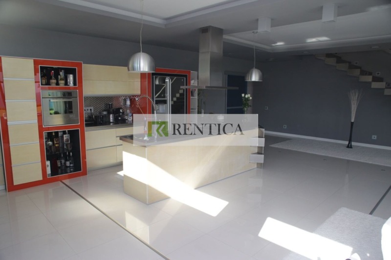 Дава под наем КЪЩА, гр. Варна, Бриз, снимка 16 - Къщи - 52375150