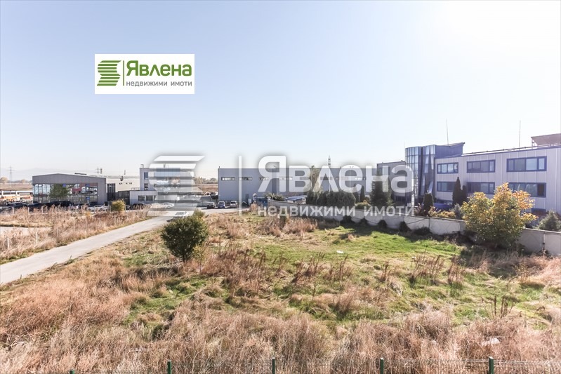 Zu vermieten  Lagerung Sofia , Trebitsch , 1000 qm | 40844654 - Bild [4]