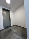 Под наем МАГАЗИН, град Русе, Възраждане • 400 € • 98747669 — Holmes.bg