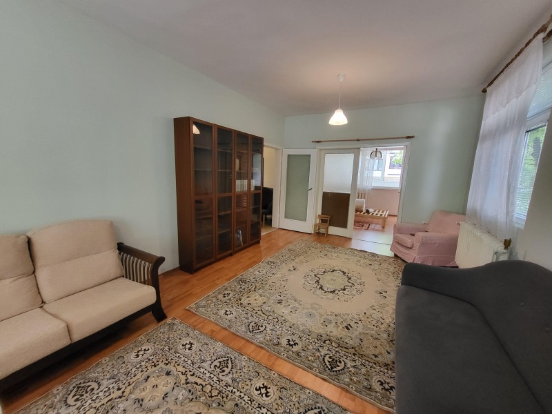 Da affittare  1 camera da letto Sofia , Geo Milev , 85 mq | 43629365