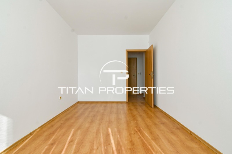 Дава под наем 3-СТАЕН, гр. София, Център, снимка 2 - Апартаменти - 51794889