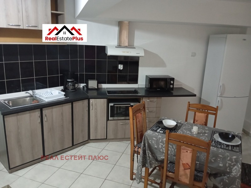 A louer  Studio Pleven , Idealen tsentar , 55 m² | 47077295