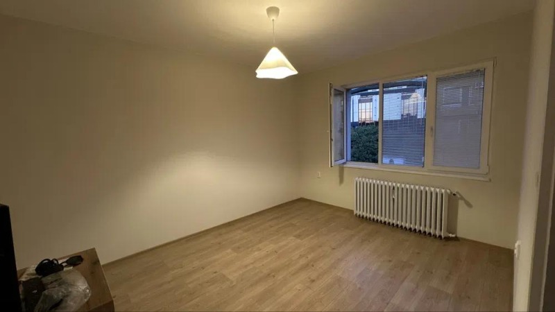 Te huur  Studio Sofia , Tsentar , 40 m² | 63839813 - afbeelding [3]