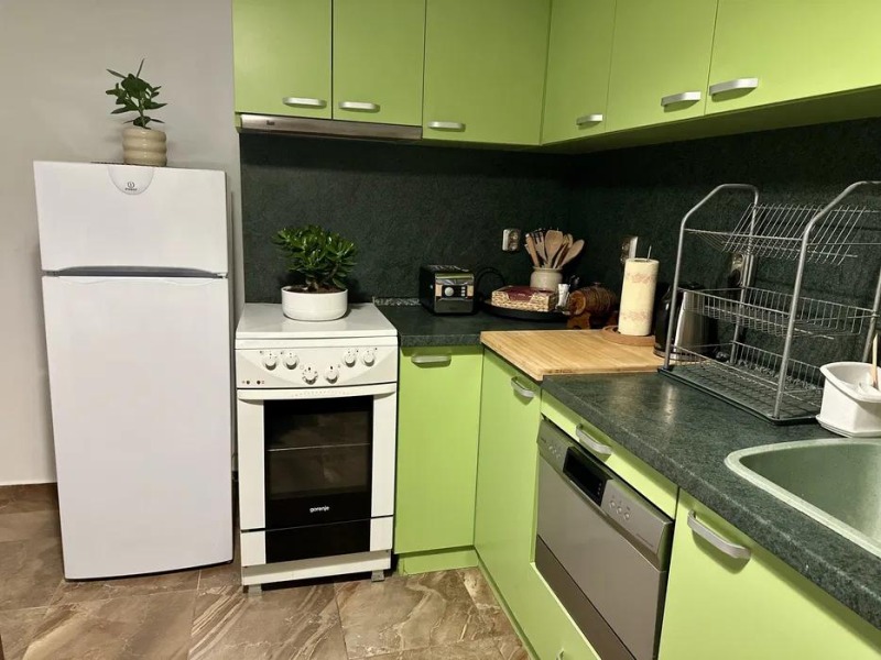 Te huur  Studio Sofia , Tsentar , 40 m² | 63839813 - afbeelding [2]