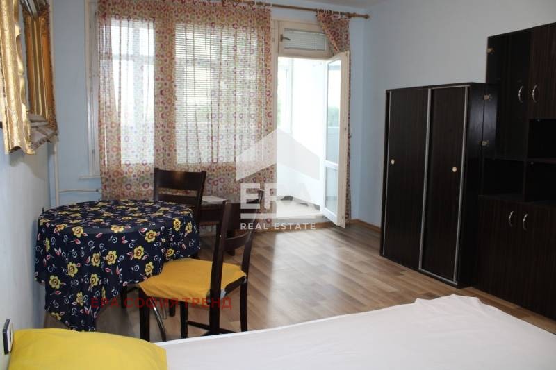 Дава под наем 2-СТАЕН, гр. София, Света Троица, снимка 7 - Апартаменти - 54148545