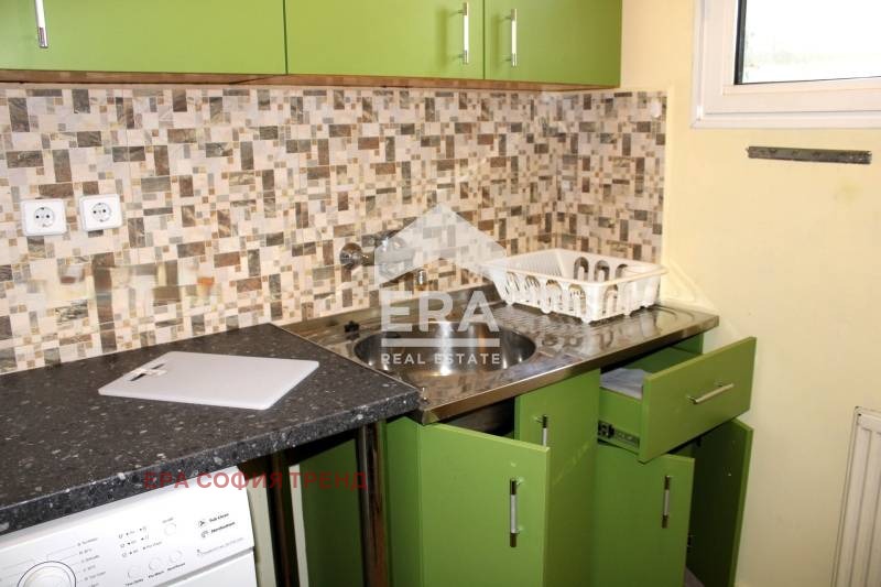 Дава под наем 2-СТАЕН, гр. София, Света Троица, снимка 11 - Апартаменти - 54148545