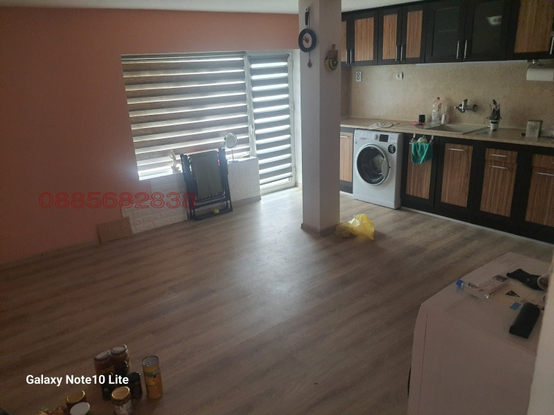 Дава под наем ЕТАЖ ОТ КЪЩА, гр. Ямбол, Промишлена зона