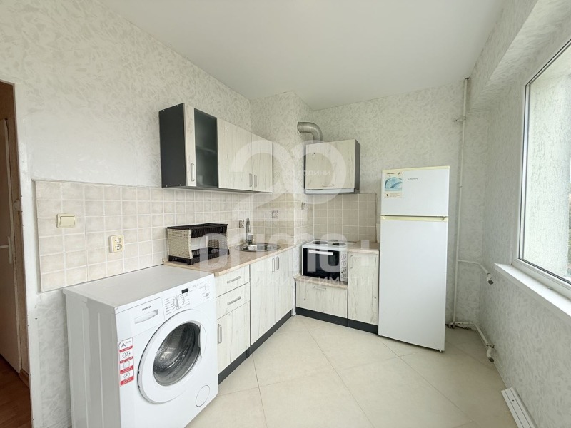 Kiadó  Stúdió Sofia , Ljulin 6 , 45 négyzetméter | 23362553 - kép [4]