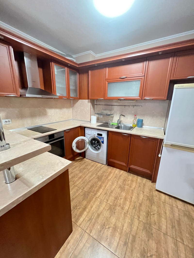 Под наем 3-СТАЕН, град София, Младост 1 • 600 € / 1173.50 лв. • 76905174 1