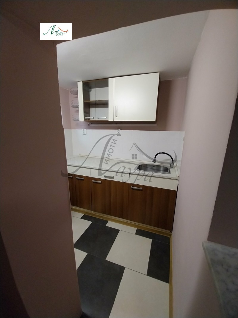 Дава под наем 2-СТАЕН, гр. Шумен, 5-ти полк, снимка 7 - Апартаменти - 52991009