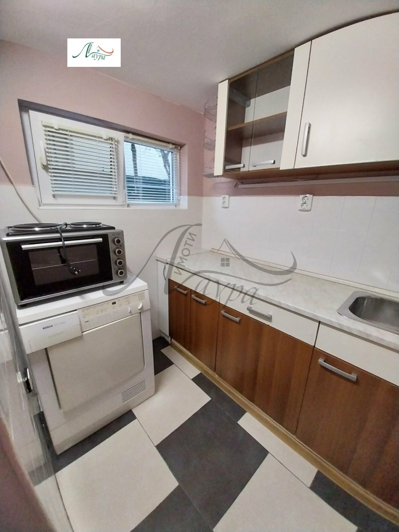 Дава под наем 2-СТАЕН, гр. Шумен, 5-ти полк, снимка 8 - Апартаменти - 52991009