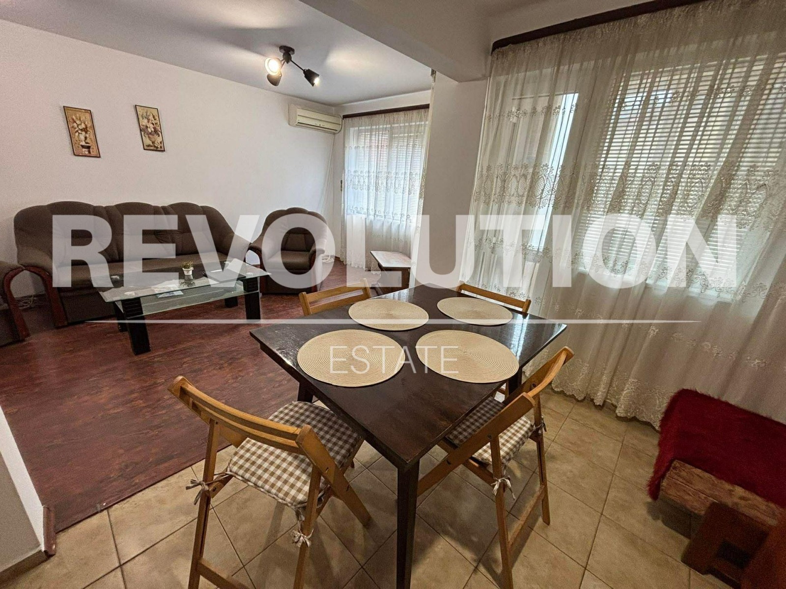 Дава под наем 3-СТАЕН, гр. Варна, Зимно кино Тракия