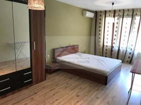 2 Schlafzimmer m-t Ewksinograd, Warna 3