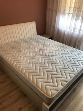 2 Schlafzimmer m-t Ewksinograd, Warna 4