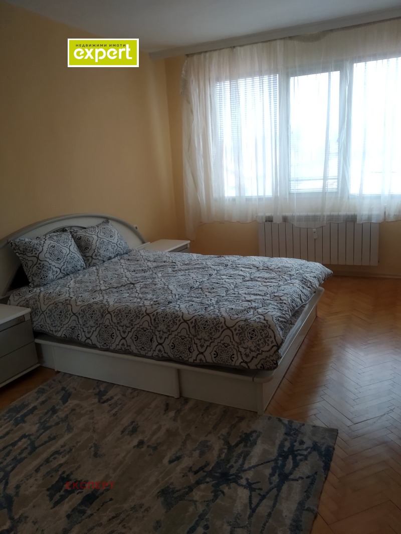 Дава под наем 3-СТАЕН, гр. Плевен, Широк център, снимка 4 - Апартаменти - 48677785