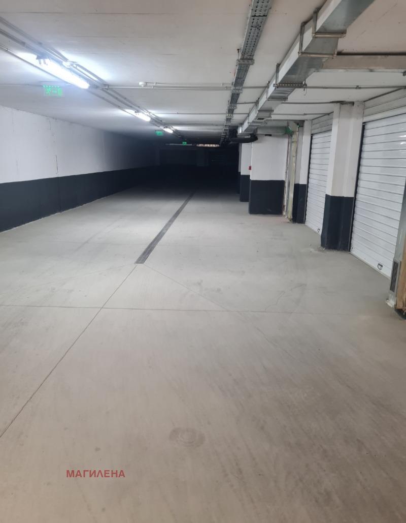 Da affittare  Box auto Plovdiv , Tsentar , 24 mq | 83639321 - Immagine [2]