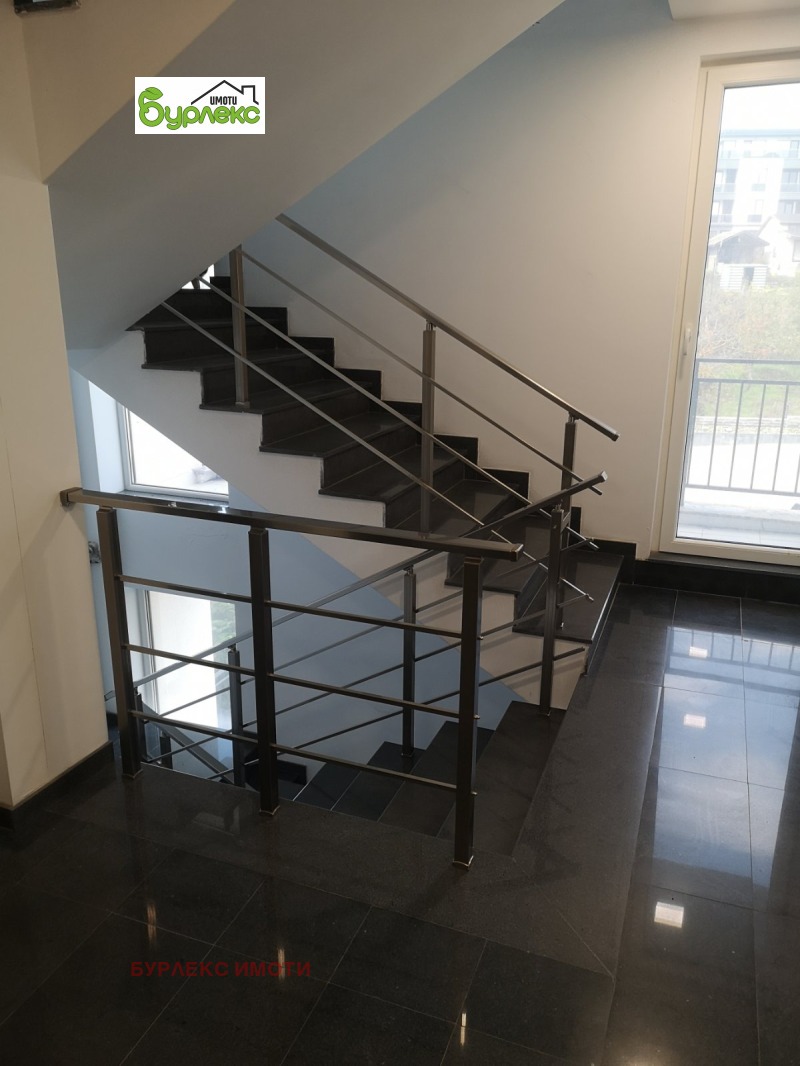 Дава под наем 3-СТАЕН, гр. Варна, Изгрев, снимка 14 - Апартаменти - 52481675