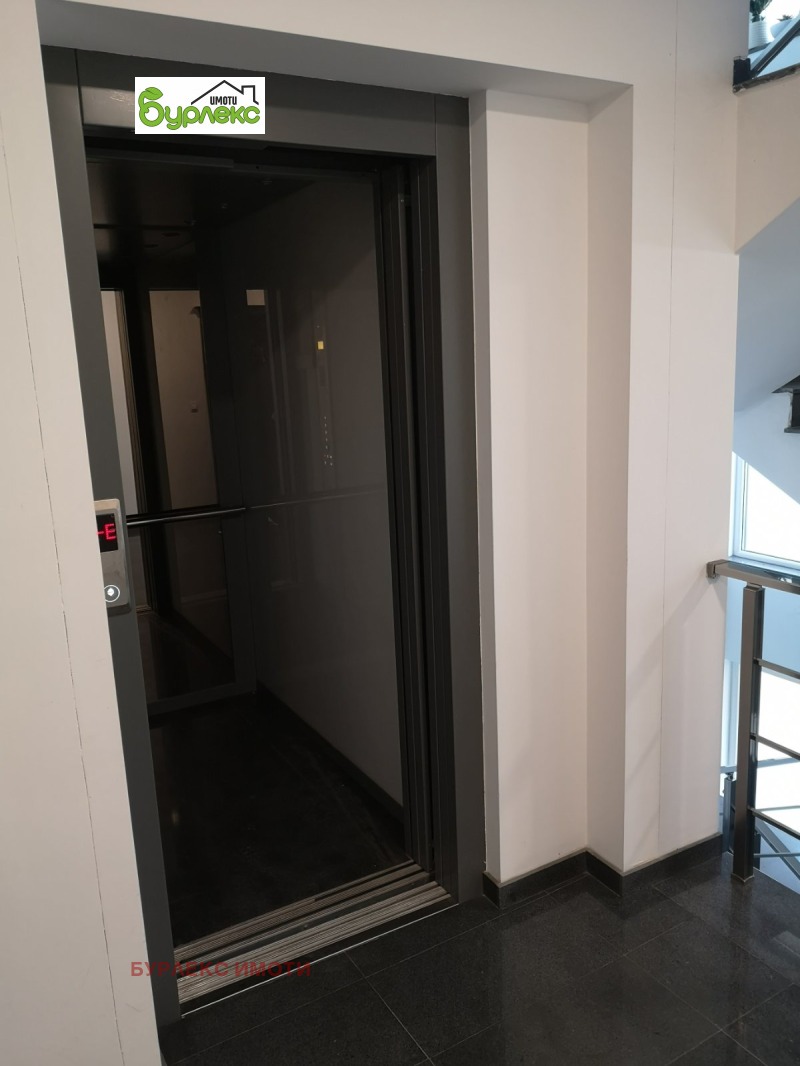 Дава под наем 3-СТАЕН, гр. Варна, Изгрев, снимка 15 - Апартаменти - 52481675