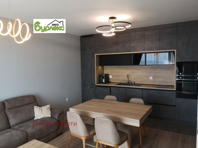 Дава под наем 3-СТАЕН, гр. Варна, Изгрев, снимка 2 - Апартаменти - 52481675