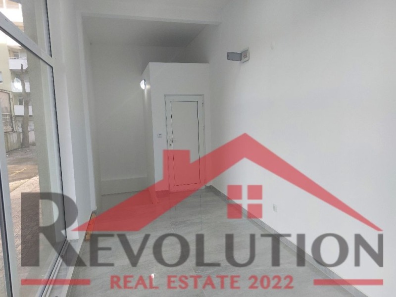 Дава под наем МАГАЗИН, гр. Кърджали, Възрожденци