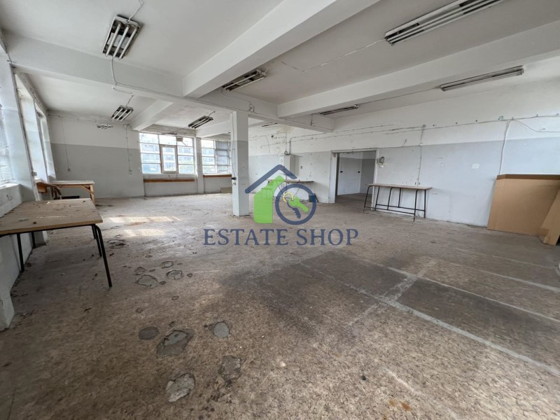 För uthyrning  Industribyggnad Plovdiv , Industrialna zona - Iztok , 260 kvm | 29827197