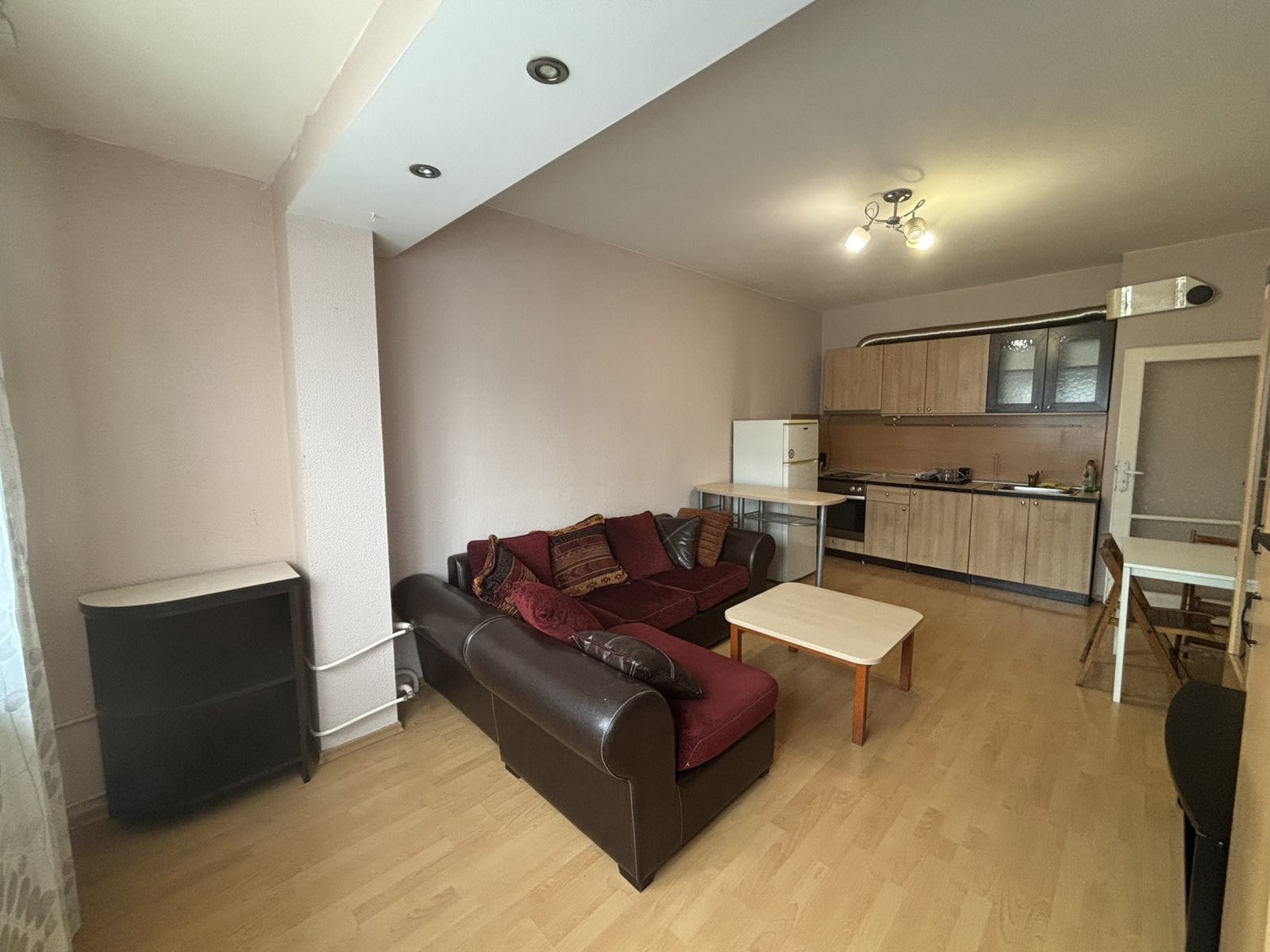 Дава под наем 2-СТАЕН, гр. София, Борово, снимка 3 - Апартаменти - 54206742