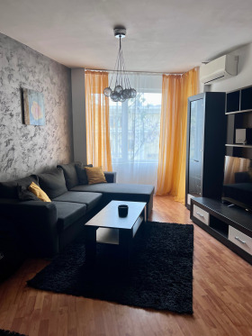 2-стаен град Варна, к.к. Св.Св. Константин и Елена 1