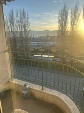 ���� ��� ���� 3-����� | Imot.bg � ����� ������ 12