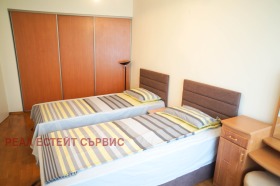 3 bedroom Iztok, Sofia 11