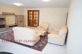 3 bedroom Iztok, Sofia 2