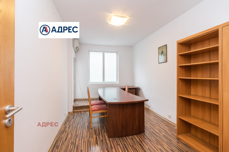 Дава под наем ОФИС, гр. Варна, Централна поща, снимка 15 - Офиси - 53038743