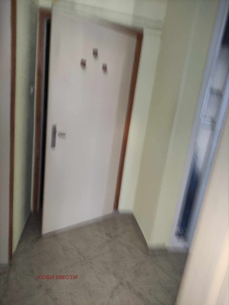 Προς ενοικίαση  1 υπνοδωμάτιο Πλοβδηβ , ΓΙΟΥζεν , 65 τ.μ | 89435654 - εικόνα [13]