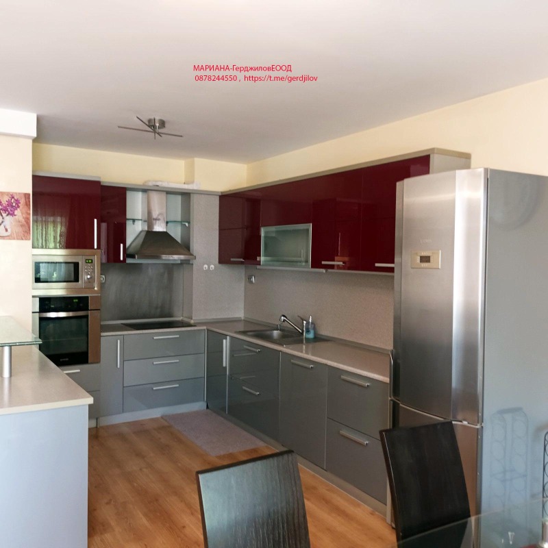 K pronájmu  3 ložnice Plovdiv , Karšijaka , 120 m2 | 67402539
