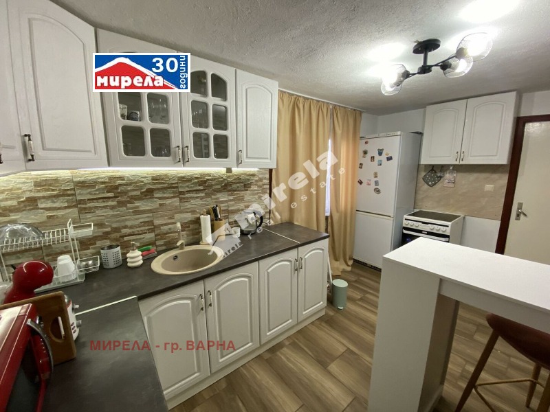 Do wynajęcia  Dom Warna , m-t Perczemlijata , 150 mkw | 57529016 - obraz [2]