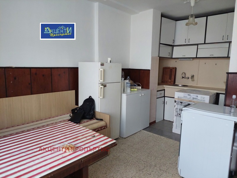 Издаје се  2 спаваће собе Велико Тарново , Бузлуджа , 80 м2 | 88207091