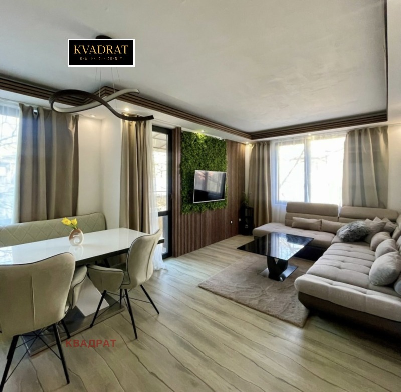 Дава под наем  3-стаен град София , Витоша , 100 кв.м | 49149127