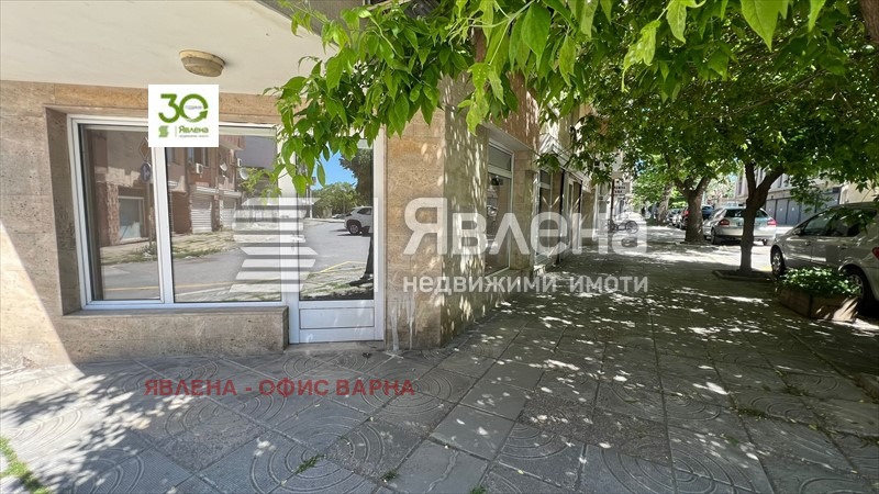 Дава под наем МАГАЗИН, гр. Варна, Колхозен пазар, снимка 3 - Магазини - 55892627