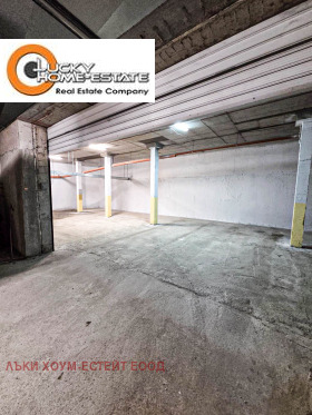 ГАРАЖ, ПАРКОМЯСТО, 10 m2