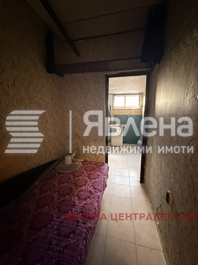 Дава под наем СТАЯ, гр. София, Център, снимка 3 - Стаи под наем - 56379113